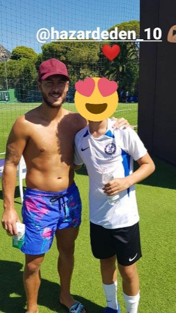 Eshitdik-da. Azar yana ortiqcha vazn bor